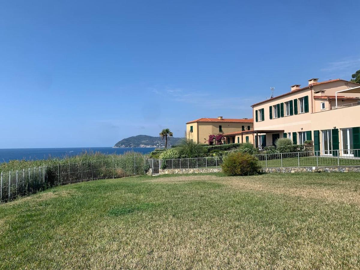 Incanto Sul Mare Con Enorme Terrazza E Piscina Черво Экстерьер фото